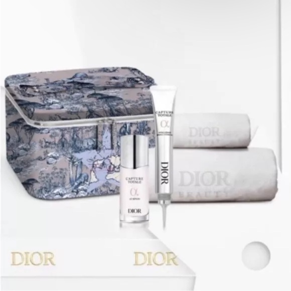 Dior Around The World Exclusive Skincare Set + Vanity Case + 2 Dior Face Towels - Picture 2 of 7